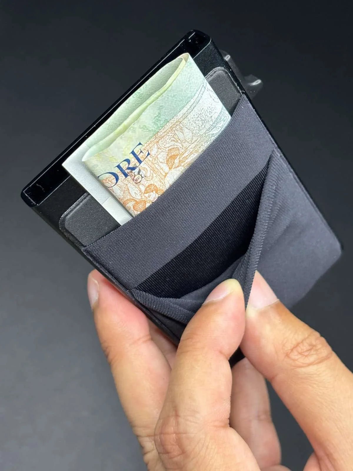 The Cardvault & Snapcard Card Holder - The Man Bag Co